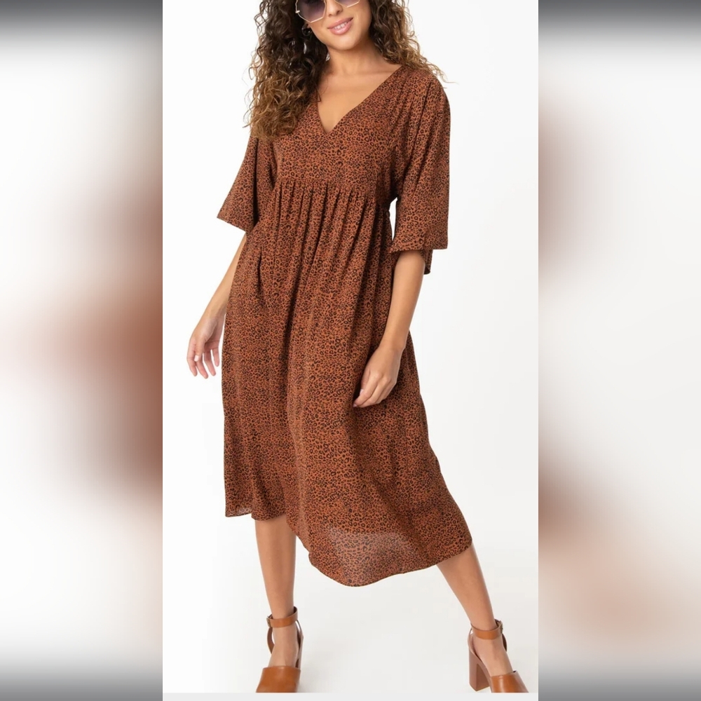 Mittoshop Brown Leopard Midi Dress